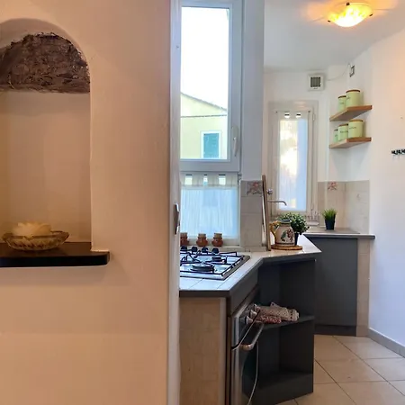 La Di Apartment *